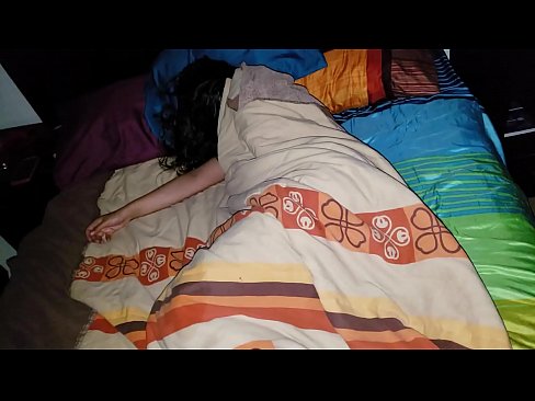 ❤️ ස්ටේප්සන් තම තරුණ සුළු මව නිදා සිටියදී ඇයට බැණ වදියි. ❤ ගුද අශ්ලීල si.pornsexer.ru ☑